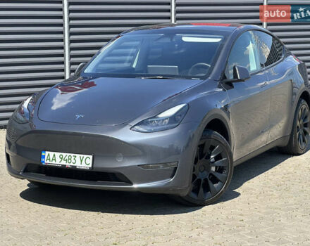 Серый Тесла Model Y, объемом двигателя 0 л и пробегом 34 тыс. км за 27000 $, фото 4 на Automoto.ua