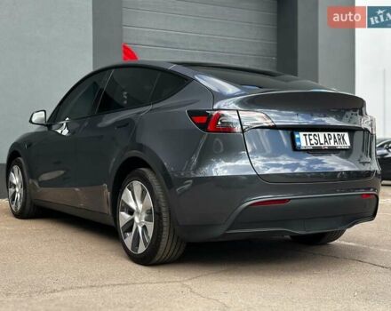 Серый Тесла Model Y, объемом двигателя 0 л и пробегом 32 тыс. км за 31999 $, фото 7 на Automoto.ua