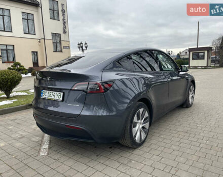 Серый Тесла Model Y, объемом двигателя 0 л и пробегом 35 тыс. км за 29200 $, фото 3 на Automoto.ua