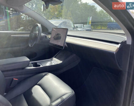 Сірий Тесла Model Y, об'ємом двигуна 0 л та пробігом 116 тис. км за 33000 $, фото 13 на Automoto.ua