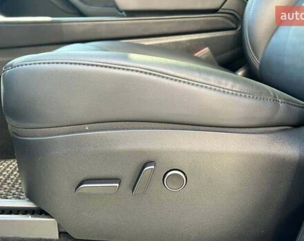 Серый Тесла Model Y, объемом двигателя 0 л и пробегом 39 тыс. км за 30500 $, фото 9 на Automoto.ua