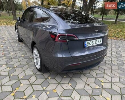 Тесла Model Y 2023 в Ровно на Automoto.ua Серый Тесла Model Y, объемом двигателя 0 л и пробегом 30 тыс. км за 30000 $, фото 29 на Automoto.ua
