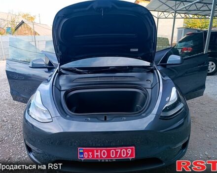 Серый Тесла Model Y, объемом двигателя 0.33 л и пробегом 43 тыс. км за 33333 $, фото 11 на Automoto.ua