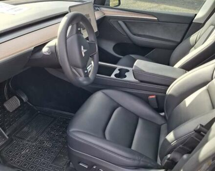 Сірий Тесла Model Y, об'ємом двигуна 0 л та пробігом 37 тис. км за 27500 $, фото 6 на Automoto.ua