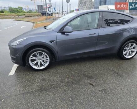 Сірий Тесла Model Y, об'ємом двигуна 0 л та пробігом 4 тис. км за 28700 $, фото 3 на Automoto.ua