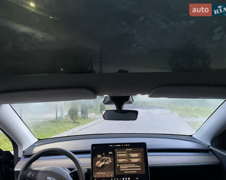Серый Тесла Model Y, объемом двигателя 0 л и пробегом 107 тыс. км за 27000 $, фото 9 на Automoto.ua