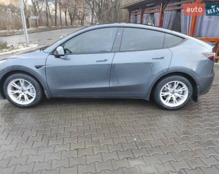 Серый Тесла Model Y, объемом двигателя 0 л и пробегом 25 тыс. км за 27500 $, фото 11 на Automoto.ua