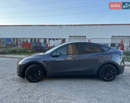 Серый Тесла Model Y, объемом двигателя 0 л и пробегом 55 тыс. км за 30800 $, фото 3 на Automoto.ua