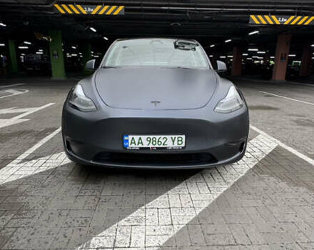 Серый Тесла Model Y, объемом двигателя 0 л и пробегом 22 тыс. км за 33000 $, фото 6 на Automoto.ua