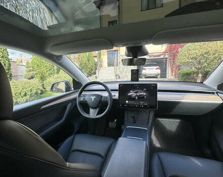 Тесла Model Y 2023 у Чернівцях на Automoto.ua Сірий Тесла Model Y, об'ємом двигуна 0 л та пробігом 20 тис. км за 23500 $, фото 13 на Automoto.ua