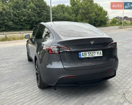 Серый Тесла Model Y, объемом двигателя 0 л и пробегом 17 тыс. км за 35999 $, фото 4 на Automoto.ua