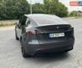 Серый Тесла Model Y, объемом двигателя 0 л и пробегом 17 тыс. км за 35999 $, фото 4 на Automoto.ua