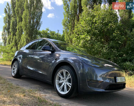 Серый Тесла Model Y, объемом двигателя 0 л и пробегом 47 тыс. км за 28028 $, фото 3 на Automoto.ua
