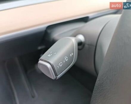 Серый Тесла Model Y, объемом двигателя 0 л и пробегом 43 тыс. км за 33333 $, фото 52 на Automoto.ua