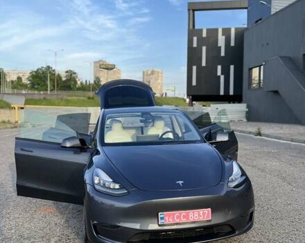 Серый Тесла Model Y, объемом двигателя 0 л и пробегом 22 тыс. км за 28999 $, фото 9 на Automoto.ua