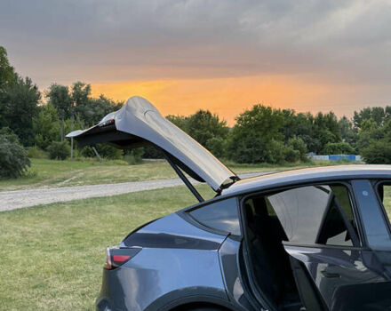 Серый Тесла Model Y, объемом двигателя 0 л и пробегом 25 тыс. км за 42999 $, фото 8 на Automoto.ua