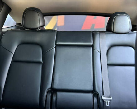 Сірий Тесла Model Y, об'ємом двигуна 0 л та пробігом 68 тис. км за 24499 $, фото 23 на Automoto.ua