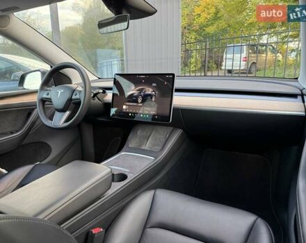 Сірий Тесла Model Y, об'ємом двигуна 0 л та пробігом 25 тис. км за 26900 $, фото 27 на Automoto.ua