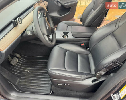 Сірий Тесла Model Y, об'ємом двигуна 0 л та пробігом 25 тис. км за 30000 $, фото 26 на Automoto.ua