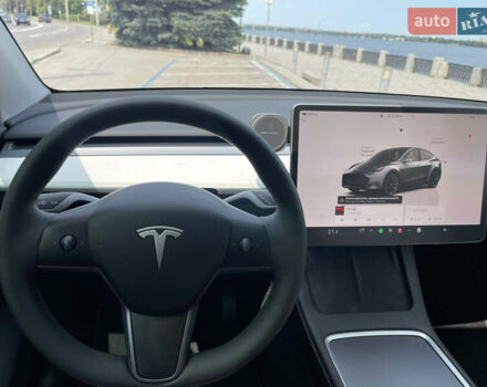 Серый Тесла Model Y, объемом двигателя 0 л и пробегом 24 тыс. км за 30500 $, фото 25 на Automoto.ua