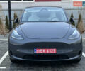 Серый Тесла Model Y, объемом двигателя 0 л и пробегом 10 тыс. км за 24800 $, фото 1 на Automoto.ua