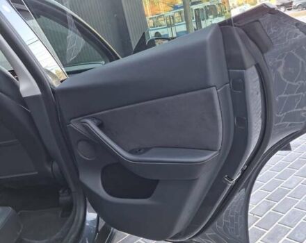Сірий Тесла Model Y, об'ємом двигуна 0 л та пробігом 29 тис. км за 33999 $, фото 14 на Automoto.ua