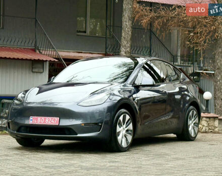 Сірий Тесла Model Y, об'ємом двигуна 0 л та пробігом 35 тис. км за 27999 $, фото 2 на Automoto.ua