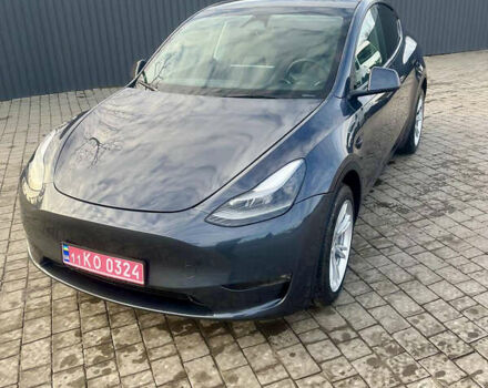 Серый Тесла Model Y, объемом двигателя 0 л и пробегом 20 тыс. км за 25500 $, фото 15 на Automoto.ua