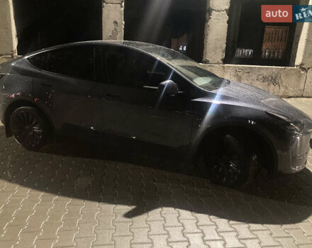 Серый Тесла Model Y, объемом двигателя 0 л и пробегом 9 тыс. км за 29300 $, фото 22 на Automoto.ua