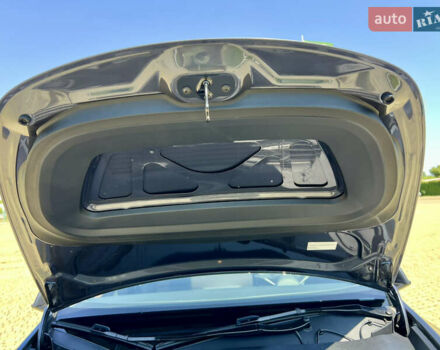 Серый Тесла Model Y, объемом двигателя 0 л и пробегом 45 тыс. км за 23700 $, фото 13 на Automoto.ua