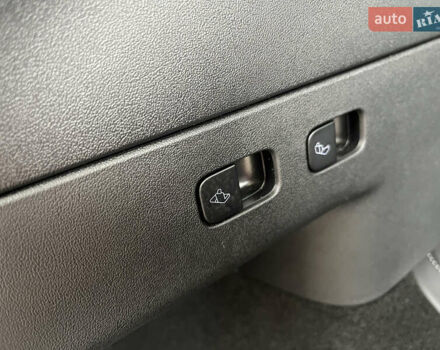 Серый Тесла Model Y, объемом двигателя 0 л и пробегом 35 тыс. км за 29200 $, фото 34 на Automoto.ua