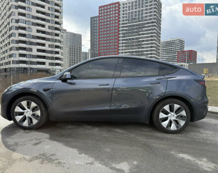 Серый Тесла Model Y, объемом двигателя 0 л и пробегом 31 тыс. км за 26999 $, фото 1 на Automoto.ua