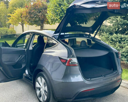 Серый Тесла Model Y, объемом двигателя 0 л и пробегом 21 тыс. км за 25300 $, фото 13 на Automoto.ua