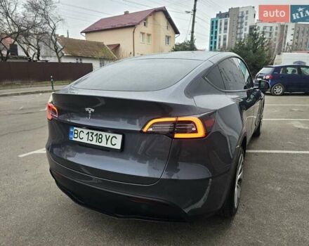 Серый Тесла Model Y, объемом двигателя 0 л и пробегом 23 тыс. км за 27000 $, фото 5 на Automoto.ua