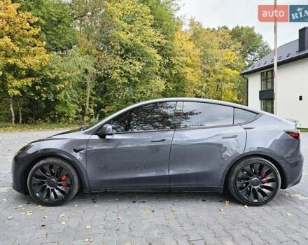 Серый Тесла Model Y, объемом двигателя 0 л и пробегом 32 тыс. км за 29500 $, фото 2 на Automoto.ua