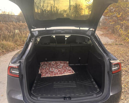 Сірий Тесла Model Y, об'ємом двигуна 0 л та пробігом 51 тис. км за 32300 $, фото 5 на Automoto.ua