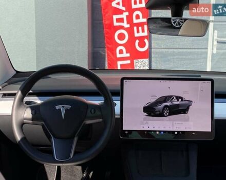 Серый Тесла Model Y, объемом двигателя 0 л и пробегом 32 тыс. км за 31999 $, фото 16 на Automoto.ua
