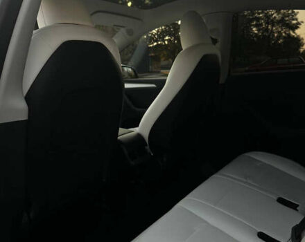 Серый Тесла Model Y, объемом двигателя 0 л и пробегом 31 тыс. км за 36500 $, фото 13 на Automoto.ua