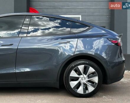 Серый Тесла Model Y, объемом двигателя 0 л и пробегом 32 тыс. км за 31999 $, фото 6 на Automoto.ua