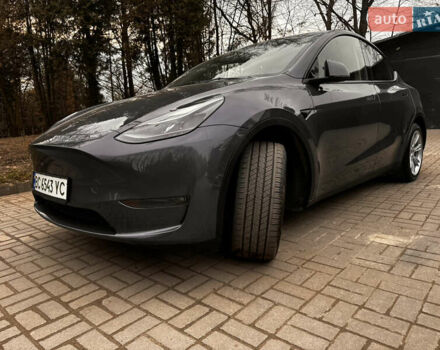 Серый Тесла Model Y, объемом двигателя 0 л и пробегом 63 тыс. км за 26000 $, фото 15 на Automoto.ua