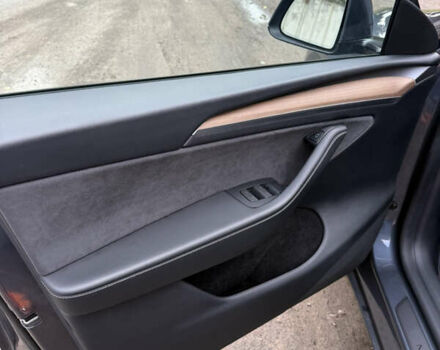 Сірий Тесла Model Y, об'ємом двигуна 0 л та пробігом 101 тис. км за 25000 $, фото 9 на Automoto.ua