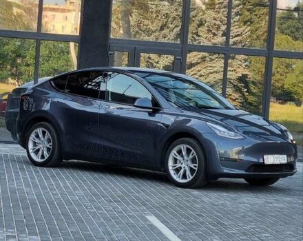 Серый Тесла Model Y, объемом двигателя 0 л и пробегом 28 тыс. км за 34999 $, фото 6 на Automoto.ua