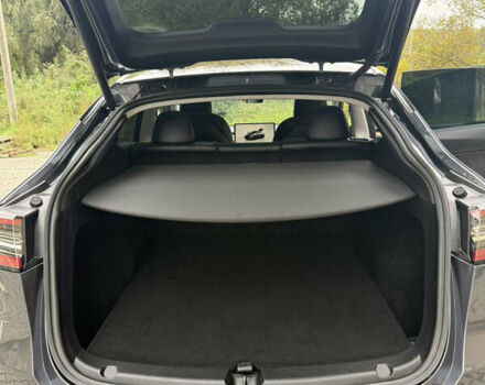 Сірий Тесла Model Y, об'ємом двигуна 0 л та пробігом 37 тис. км за 26800 $, фото 13 на Automoto.ua