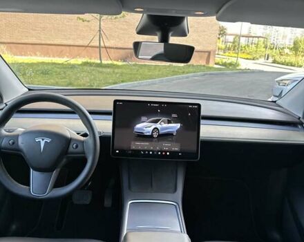 Серый Тесла Model Y, объемом двигателя 0 л и пробегом 28 тыс. км за 24400 $, фото 14 на Automoto.ua