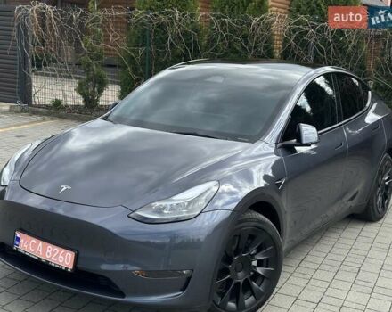 Серый Тесла Model Y, объемом двигателя 0 л и пробегом 9 тыс. км за 28950 $, фото 2 на Automoto.ua