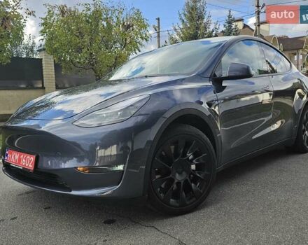 Серый Тесла Model Y, объемом двигателя 0 л и пробегом 38 тыс. км за 27900 $, фото 1 на Automoto.ua