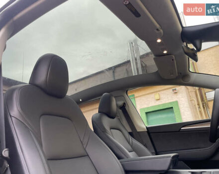 Сірий Тесла Model Y, об'ємом двигуна 0 л та пробігом 9 тис. км за 28500 $, фото 54 на Automoto.ua