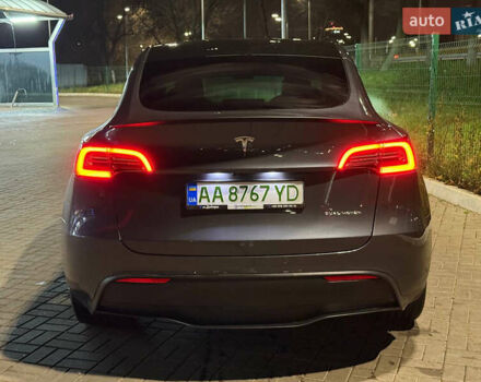 Серый Тесла Model Y, объемом двигателя 0 л и пробегом 72 тыс. км за 29999 $, фото 2 на Automoto.ua