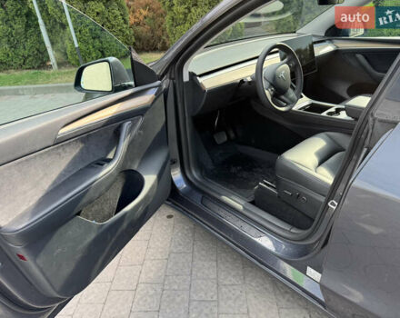 Сірий Тесла Model Y, об'ємом двигуна 0 л та пробігом 24 тис. км за 28500 $, фото 8 на Automoto.ua