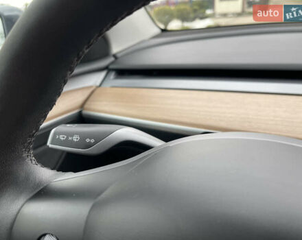 Серый Тесла Model Y, объемом двигателя 0 л и пробегом 35 тыс. км за 29200 $, фото 38 на Automoto.ua